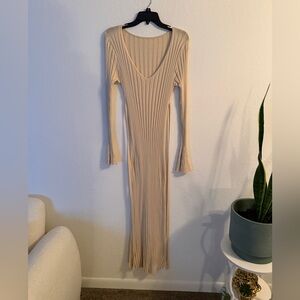 Elegant Beige Long Sleeve Knit Dress